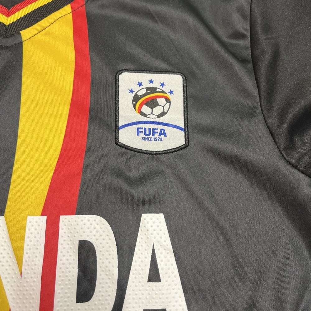 Uganda Soccer Football Jersey 2018 - 2020 Black Mafro Men Size L - Picture 5 of 8